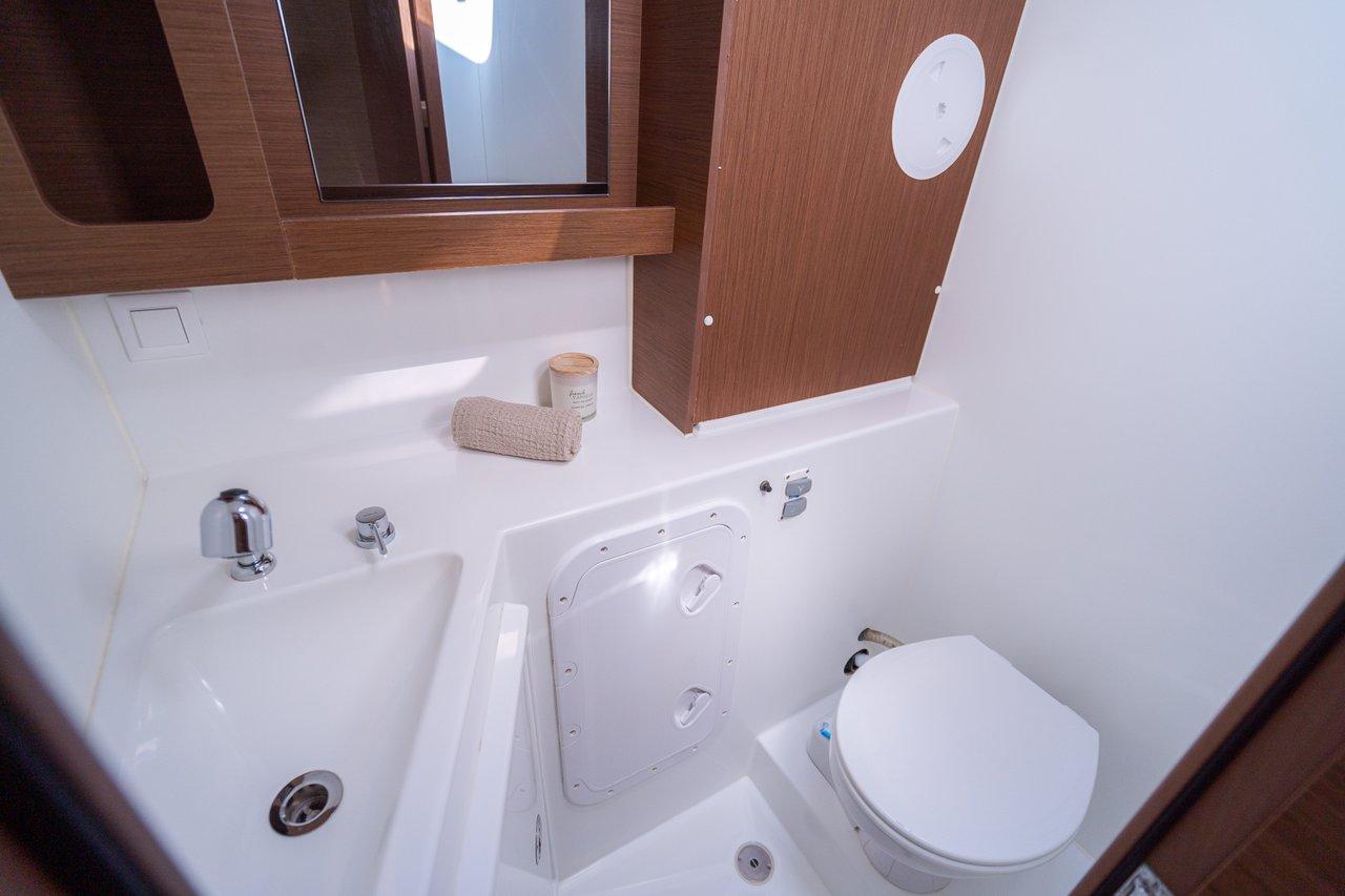 Lagoon 42 - 4 + 2 cab., picture 26