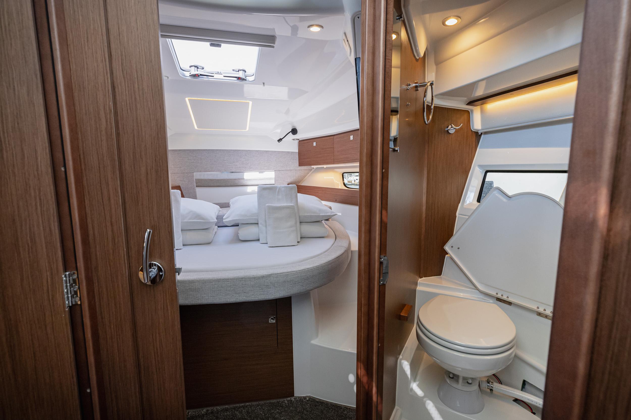 Merry Fisher 895 Offshore, picture 11