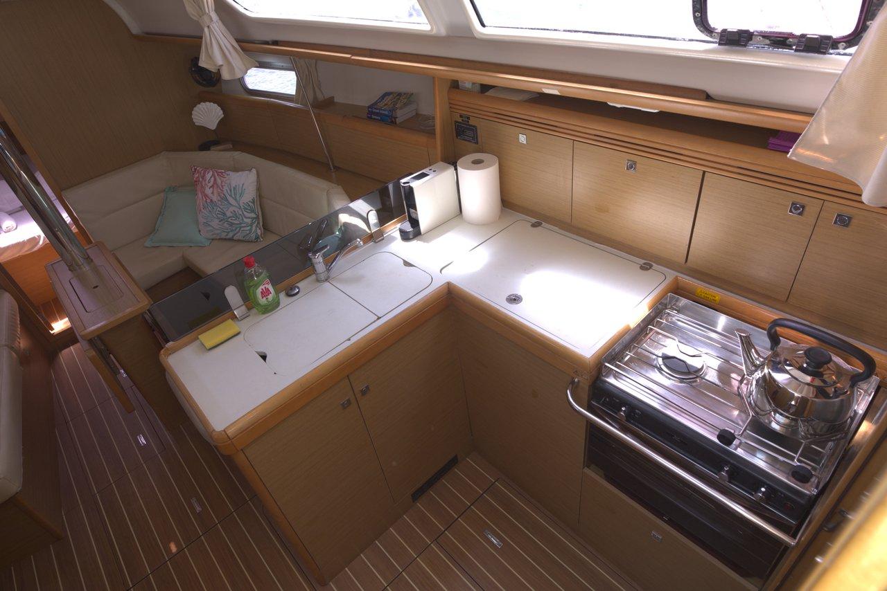 Sun Odyssey 36i, picture 17