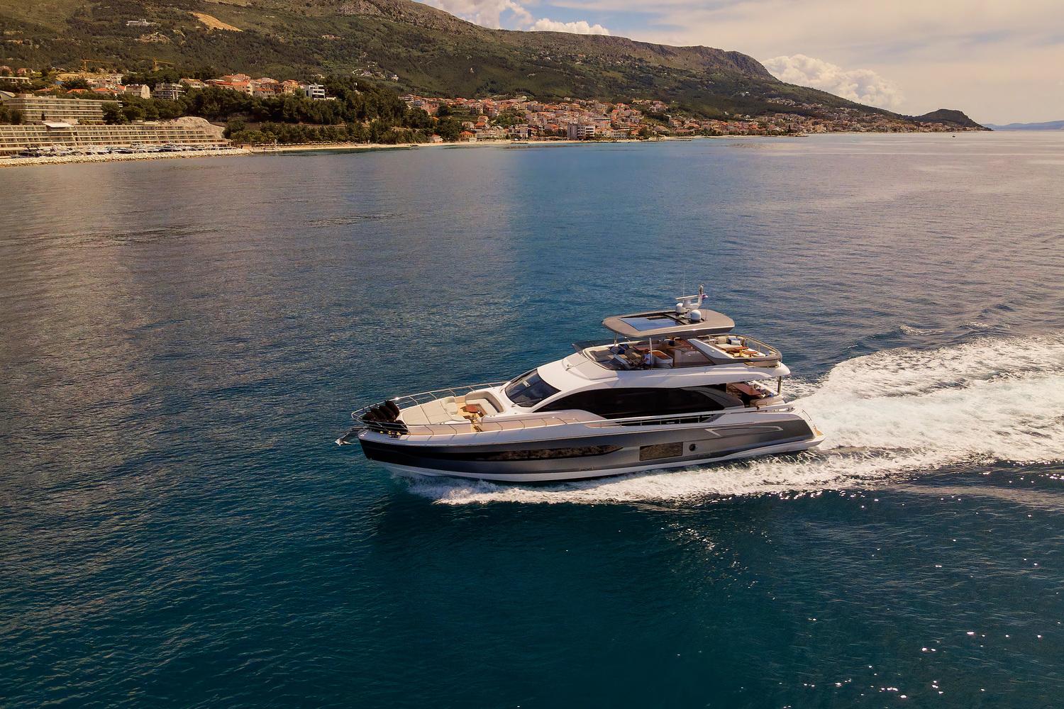 Azimut 78 Fly - 4 + 1 cab., picture 2