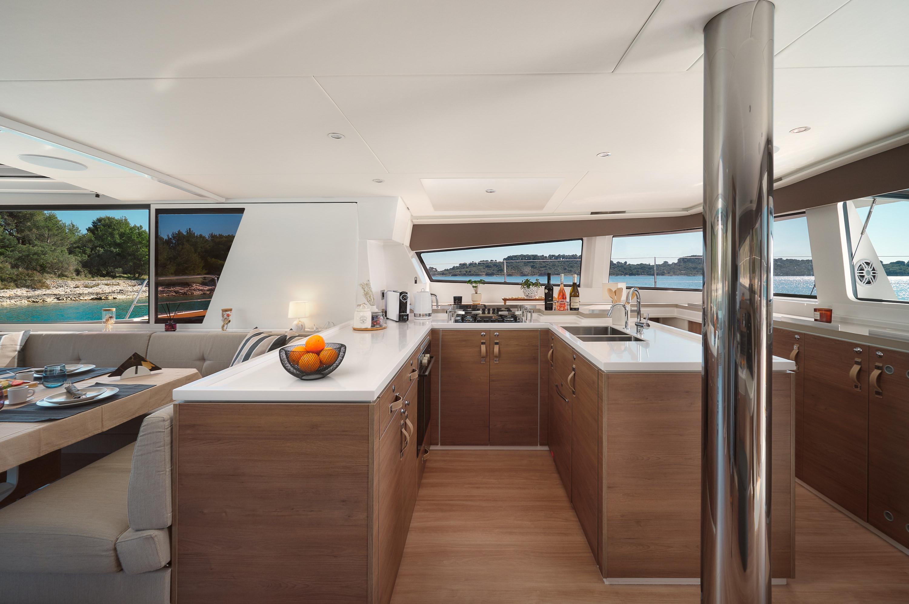 Bali 5.4 - 5 + 2 cab, picture 9