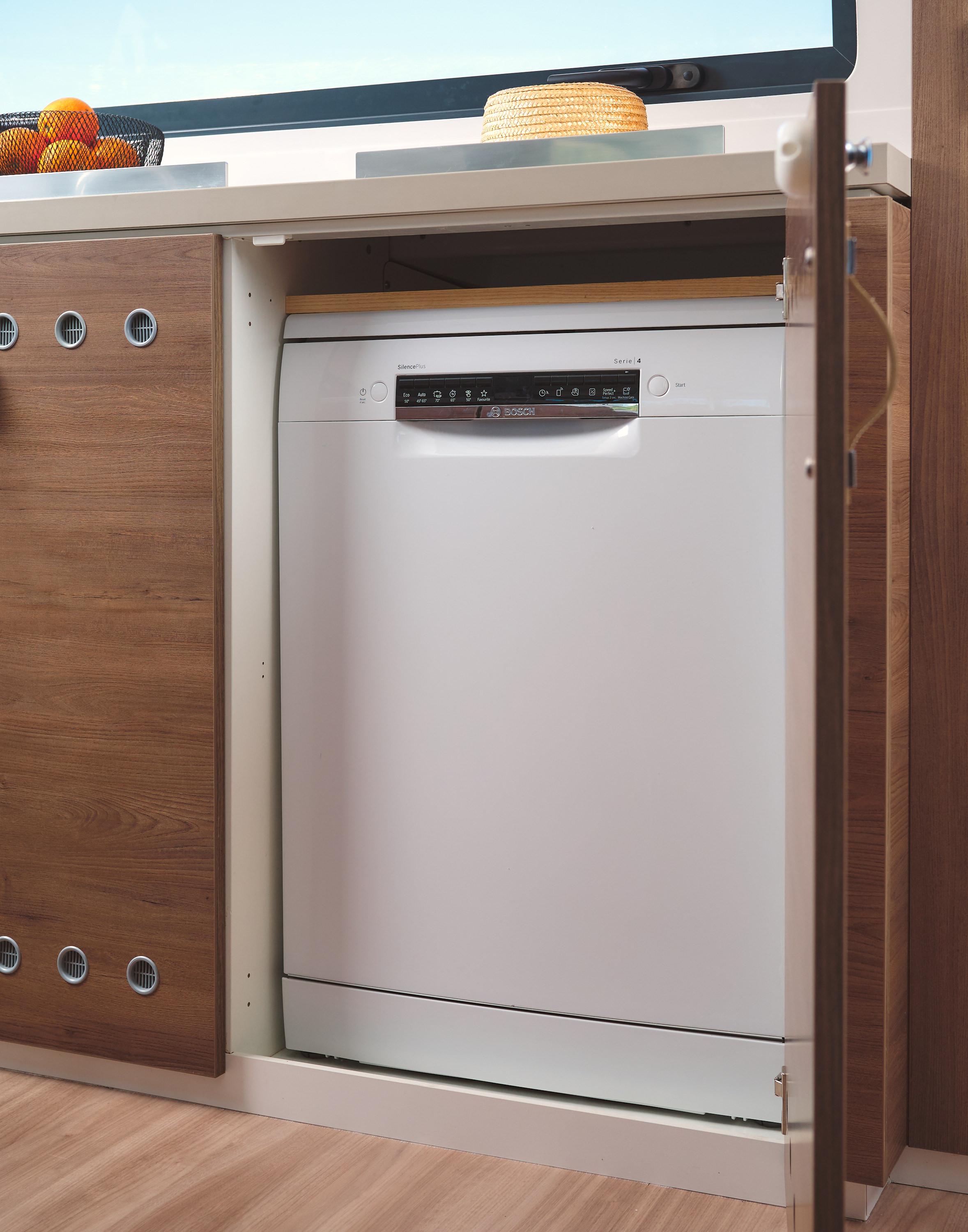 Bali 5.4 - 5 + 2 cab, picture 10