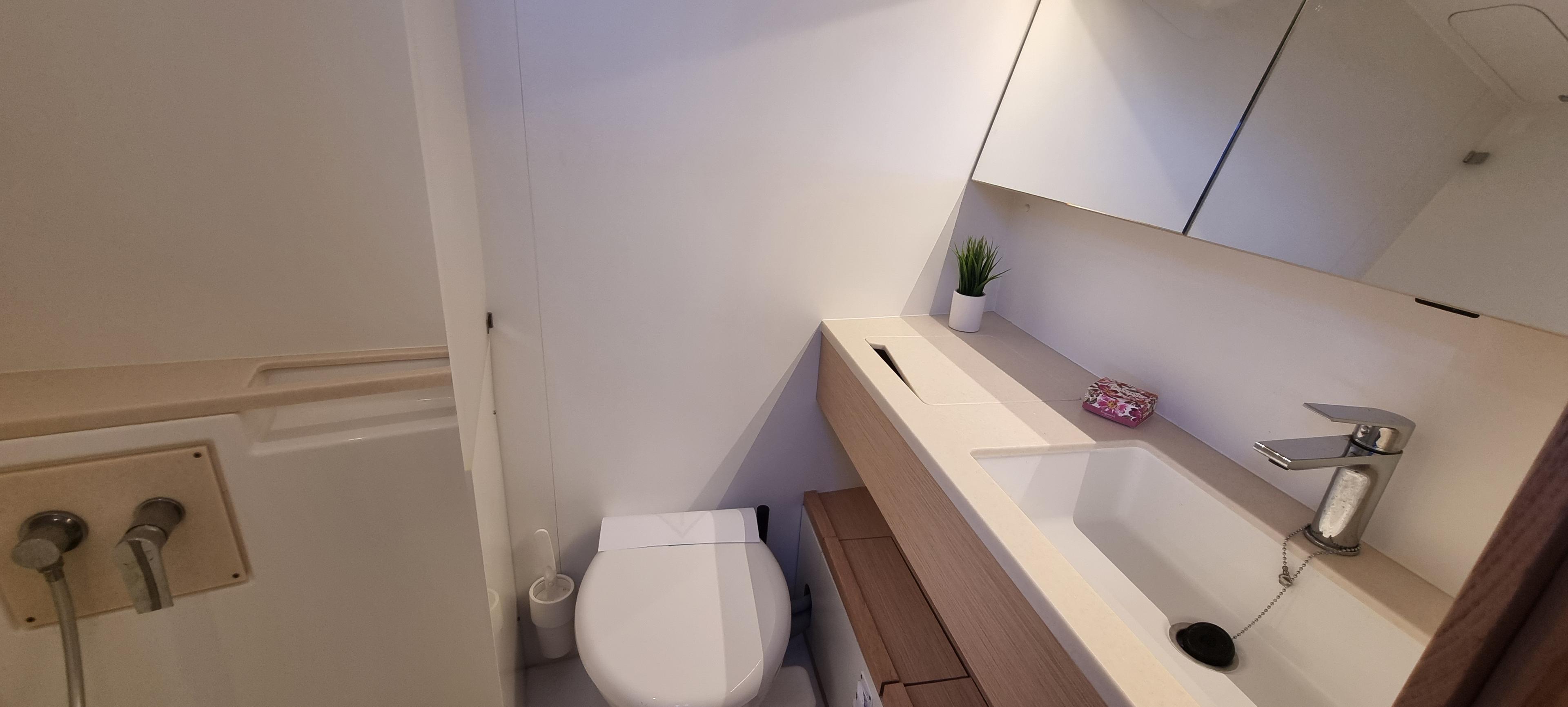 Dufour 41 - 3 cab., picture 19