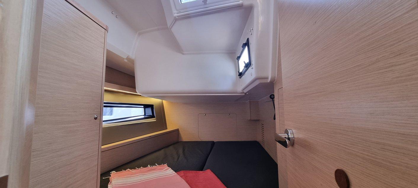 Dufour 41 - 3 cab., picture 17