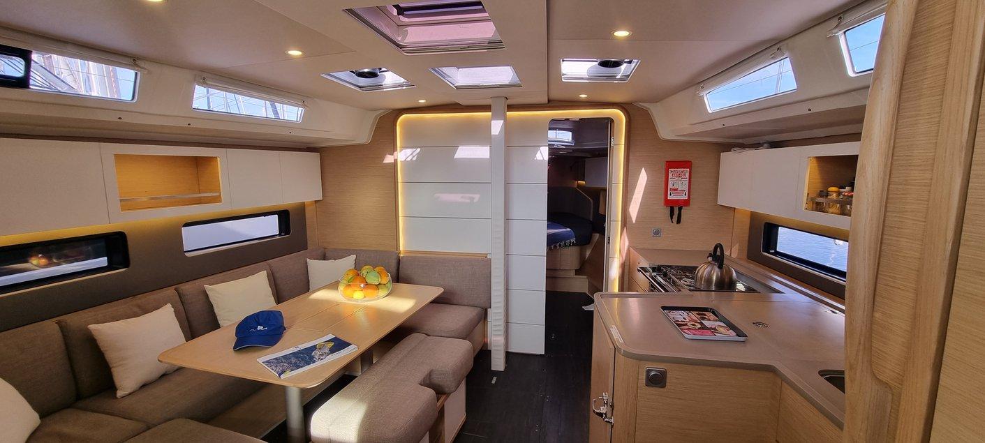 Dufour 41 - 3 cab., picture 11