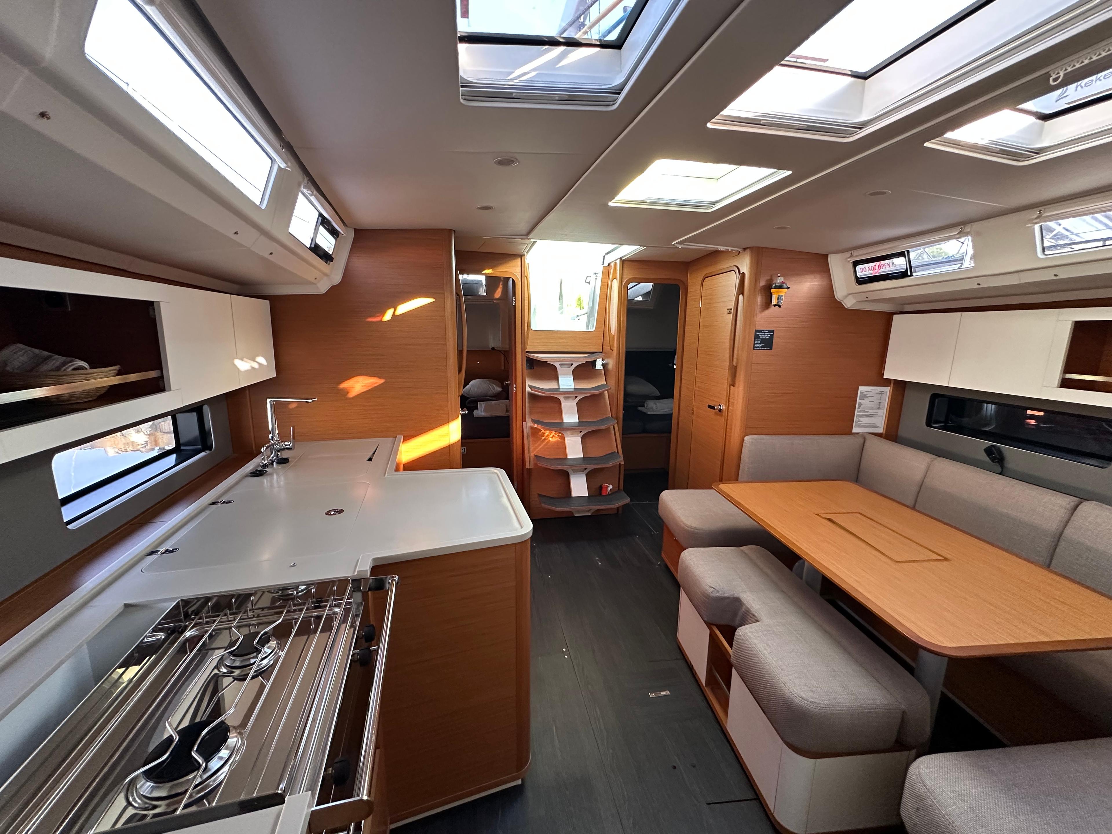 Dufour 41 - 3 cab., picture 17
