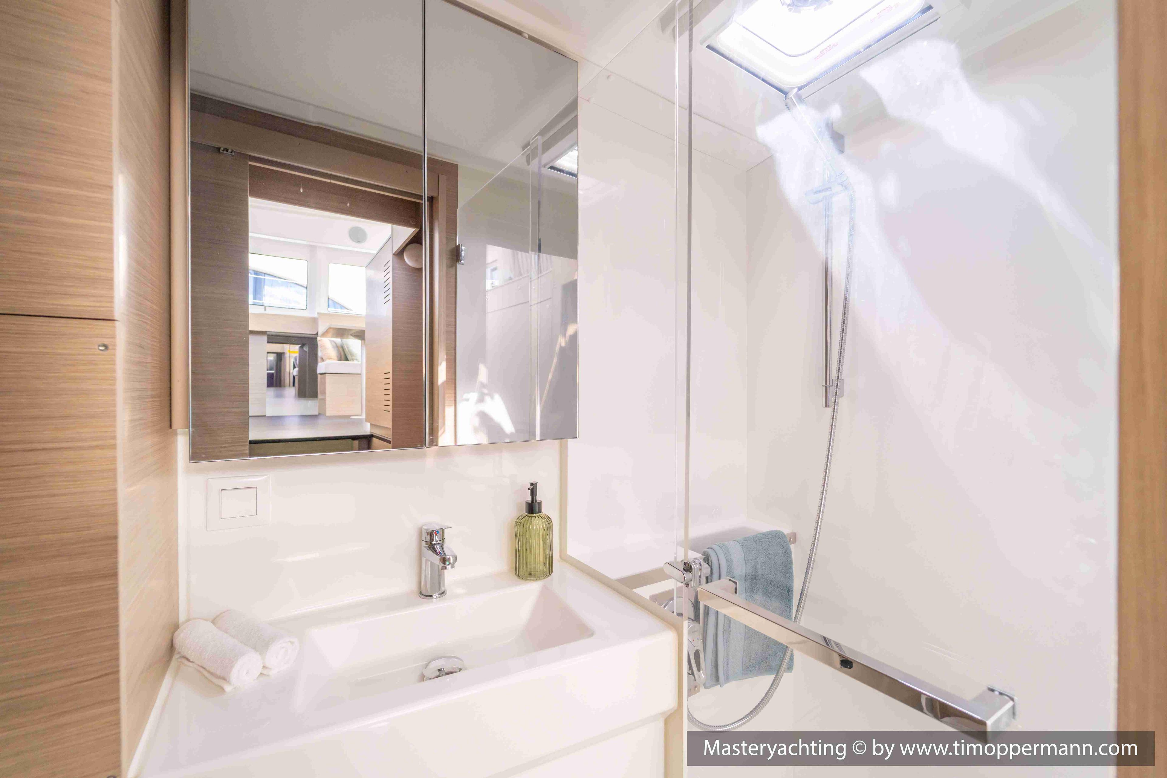 Lagoon 38 - 4 + 2 cab., picture 12