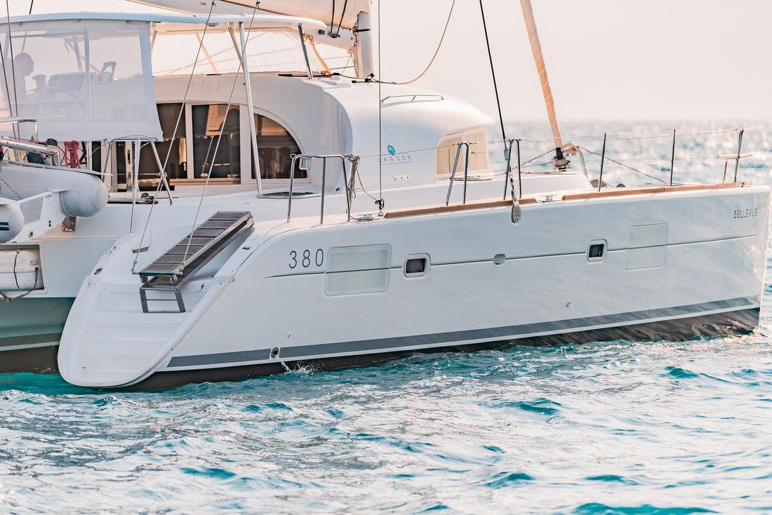 Lagoon 380 - 4 + 2 cab., picture 10