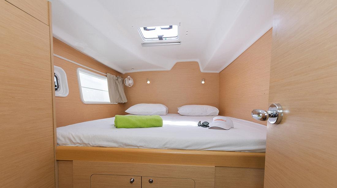 Lagoon 380 - 4 + 2 cab., picture 23