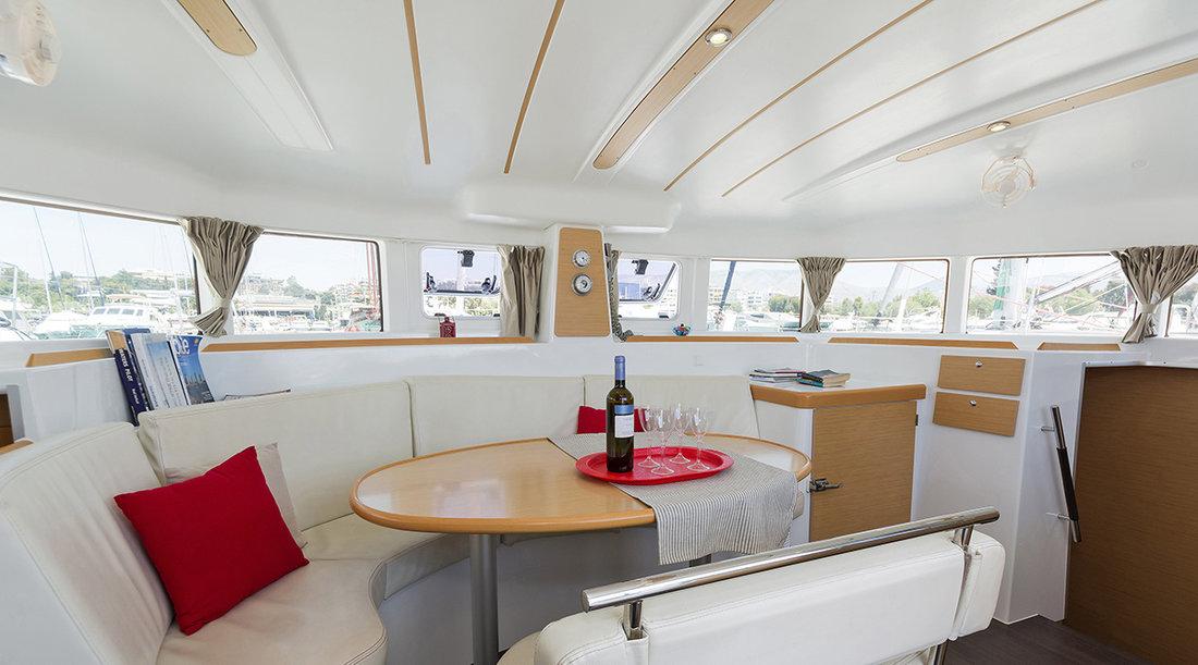 Lagoon 380 - 4 + 2 cab., picture 19