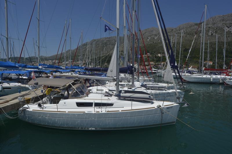 Sun Odyssey 33i - 2 cab. - Hasta Siempre, picture 7