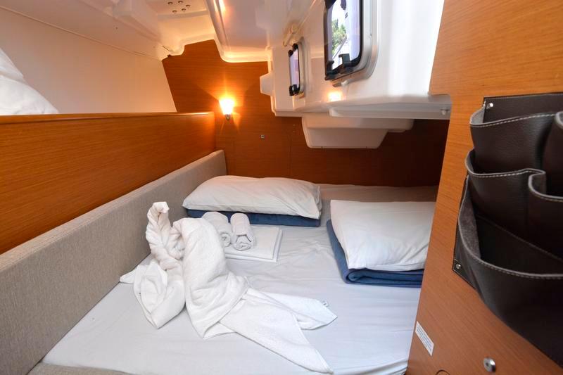 Sun Odyssey 33i - 2 cab. - Hasta Siempre, picture 14