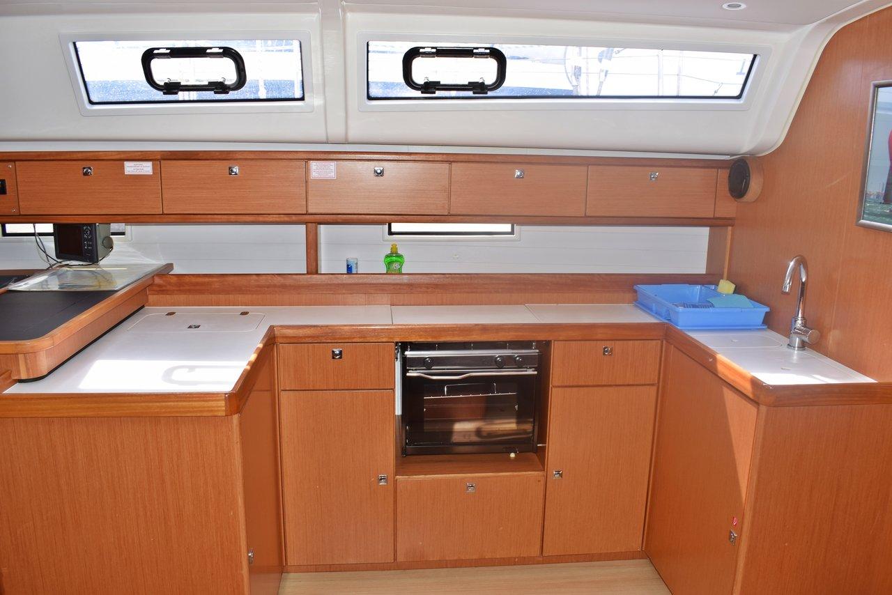 Bavaria Cruiser 51, picture 14