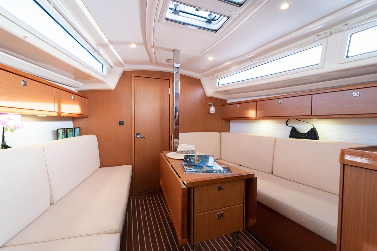 Bavaria Cruiser 33, picture 14