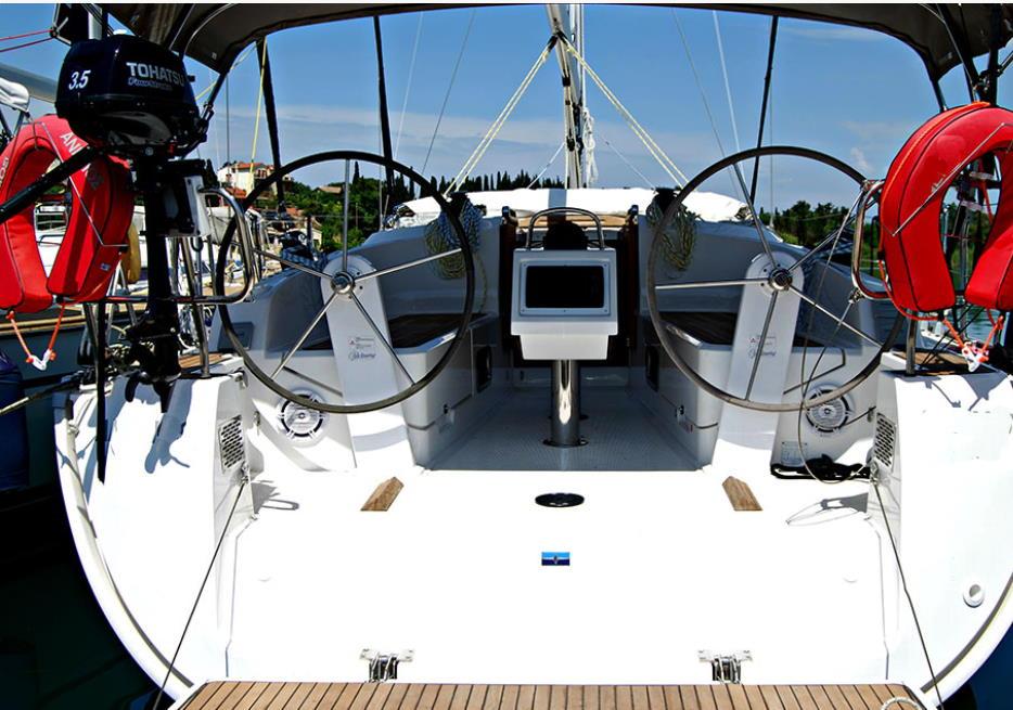 Bavaria 37, picture 3