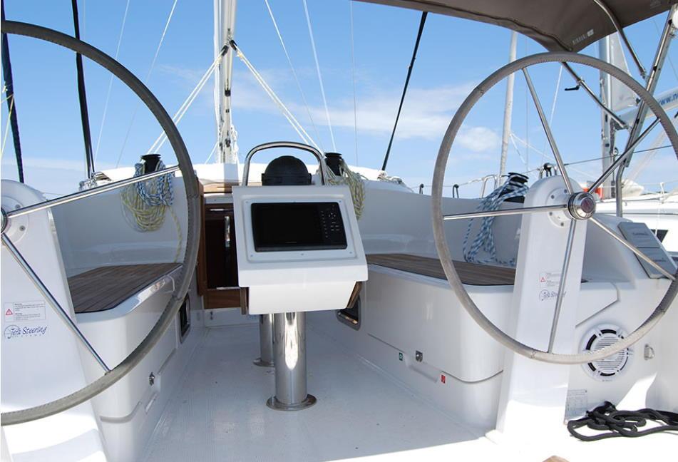 Bavaria 37, picture 4