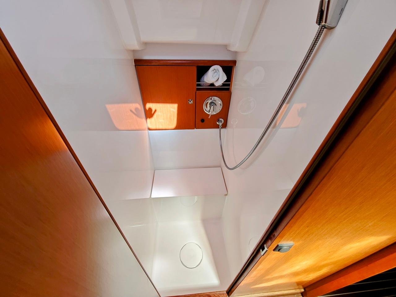 Bavaria Cruiser 51, picture 19