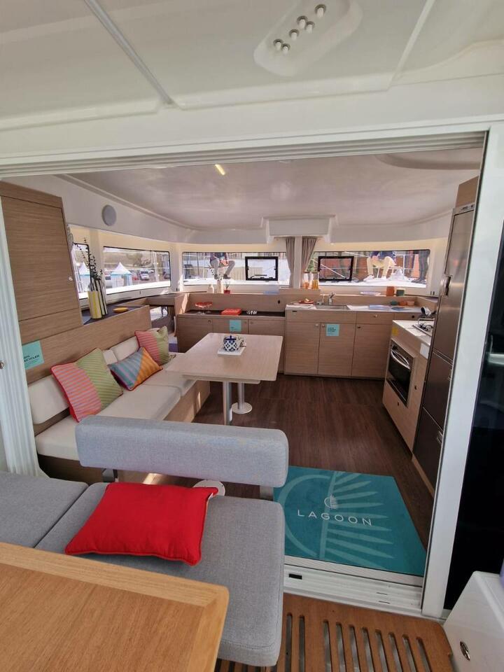 Lagoon 38 - 4 + 2 cab., picture 8