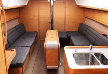 Dufour 382 GL, picture 6