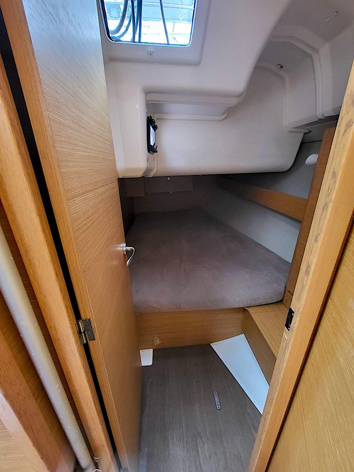 Dufour 382 GL, picture 11