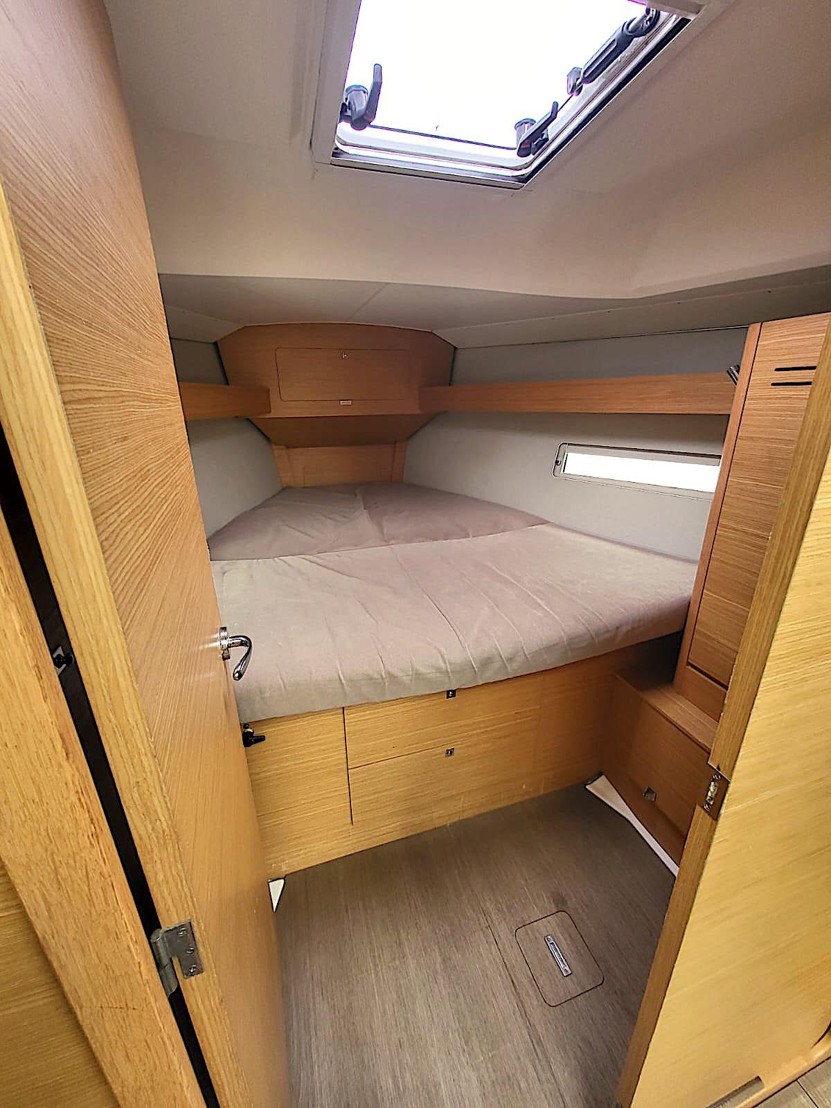 Dufour 382 GL, picture 10