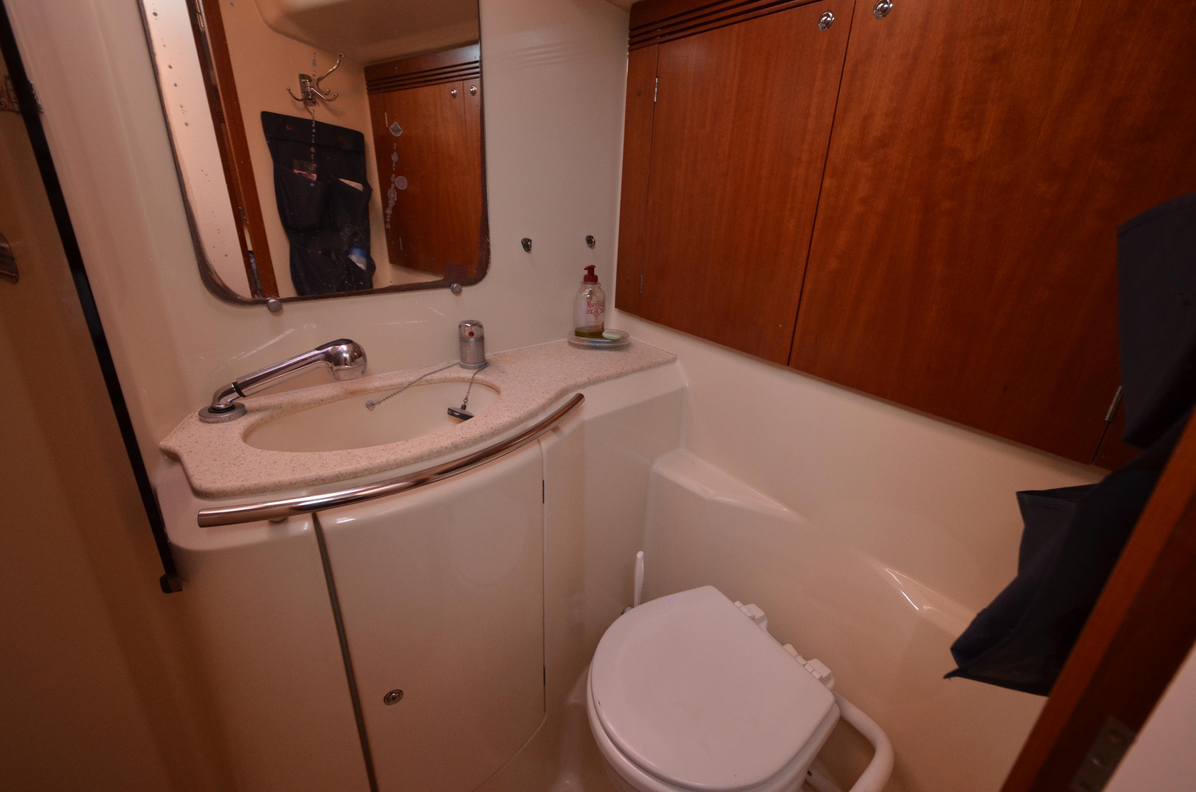 Dufour 44 - 3 cab.*, picture 16