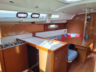 Oceanis 37, picture 11