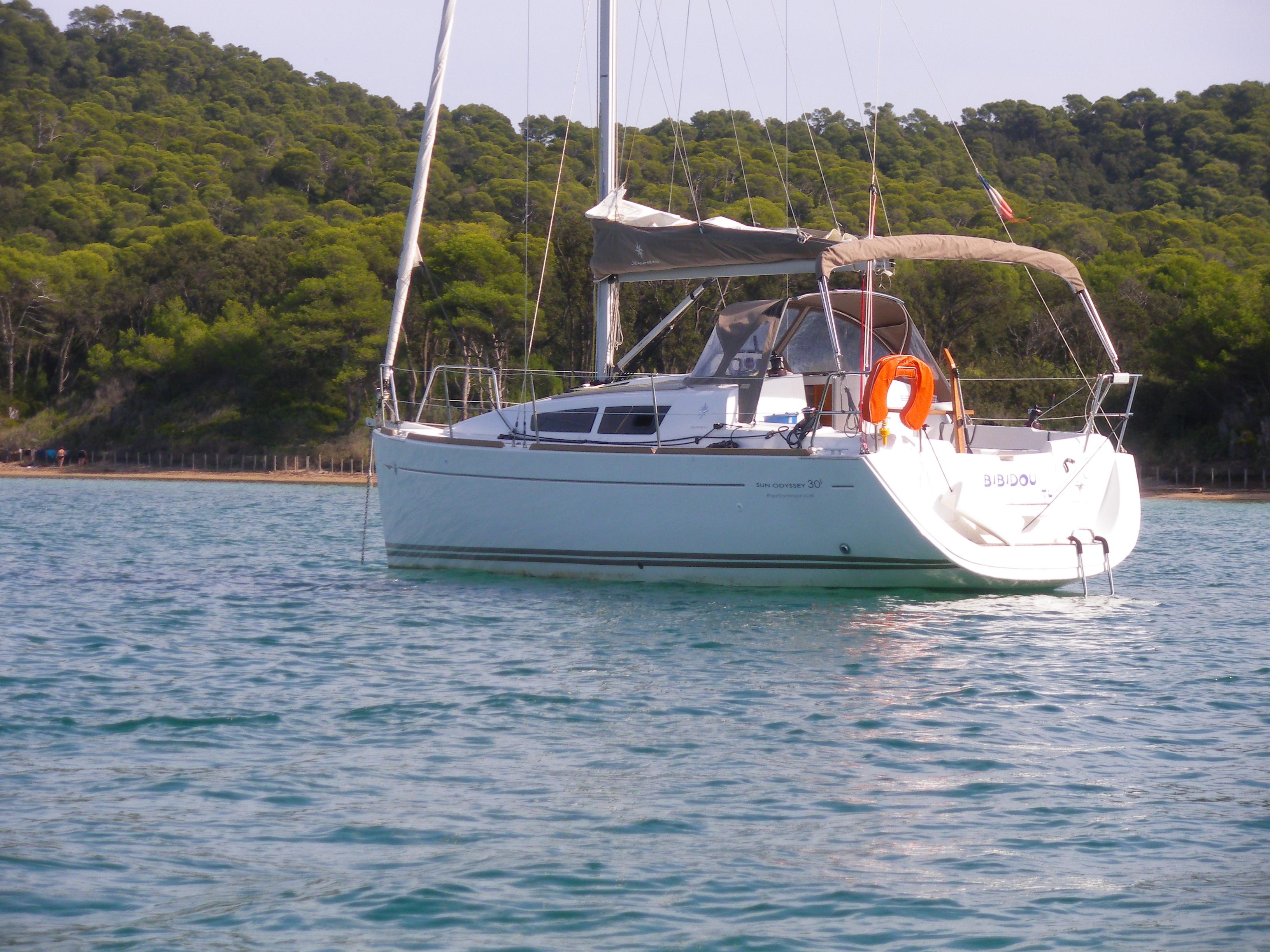 Sun Odyssey 30i, picture 1
