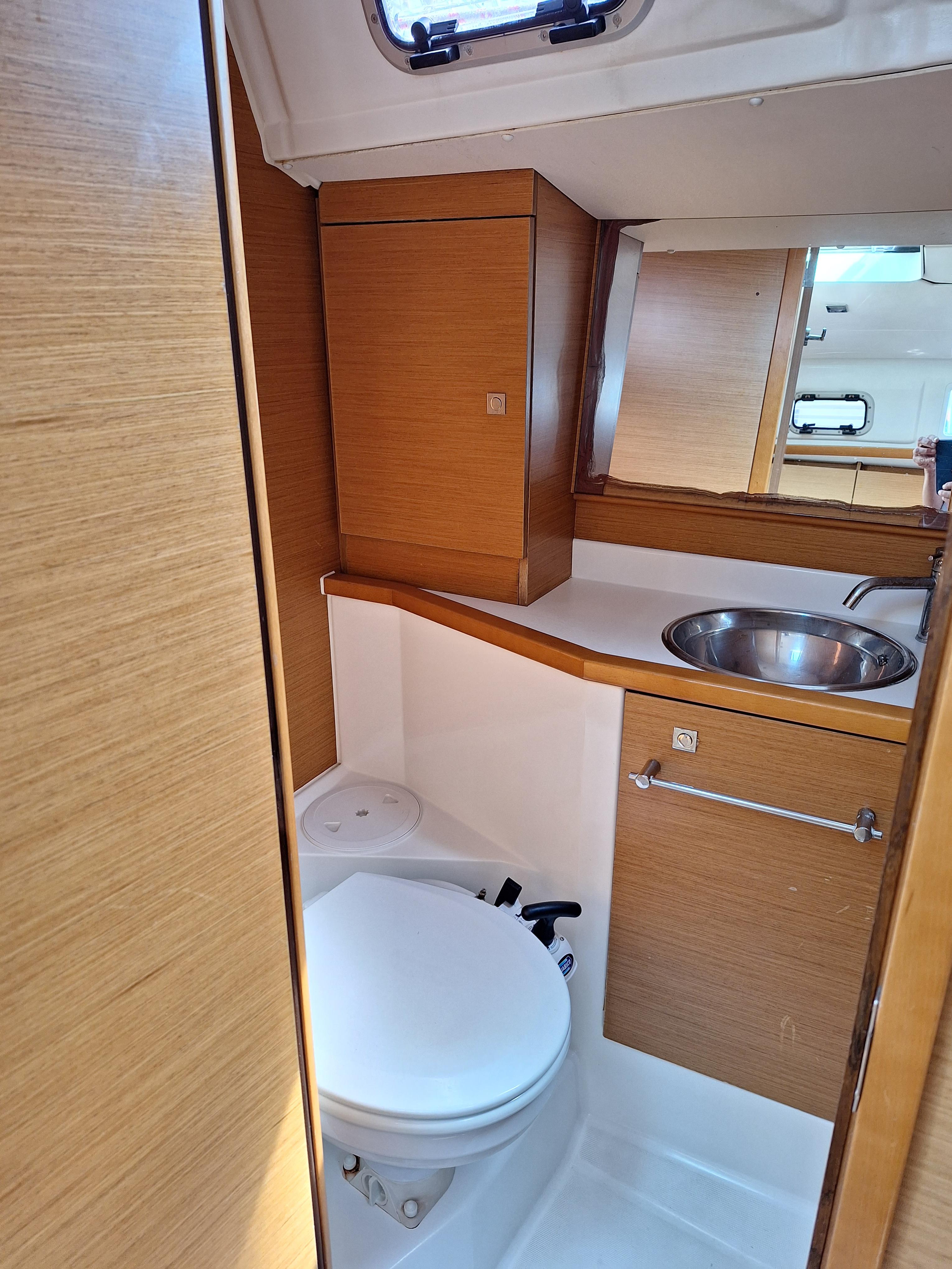 Sun Odyssey 379, picture 13