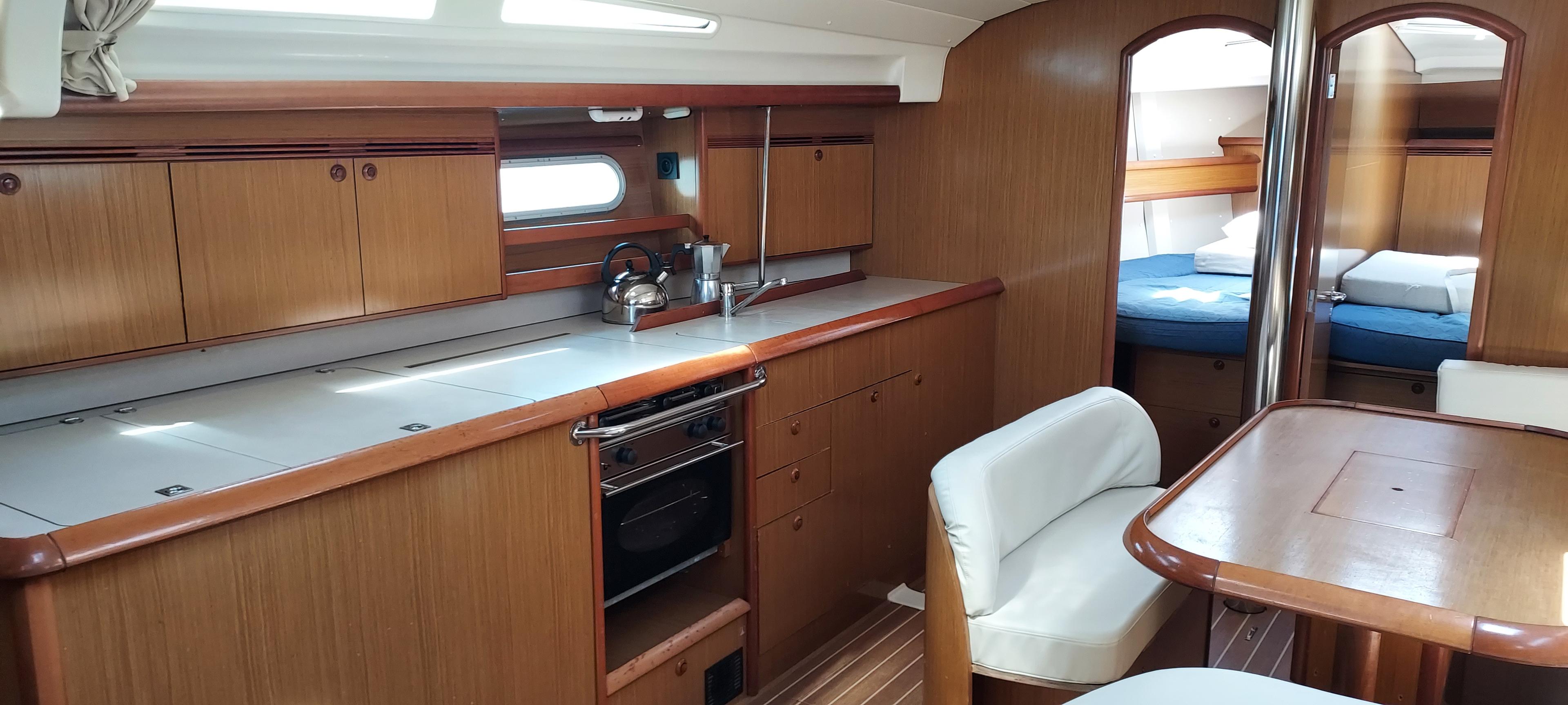 Sun Odyssey 45, picture 6