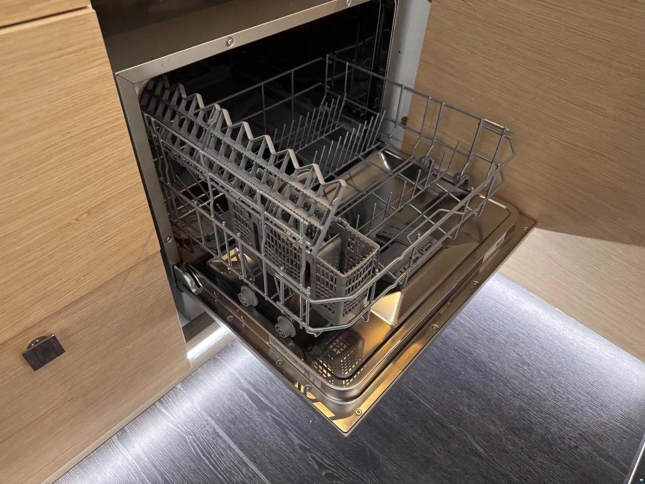 Fountaine Pajot Astrea 42 Maestro, picture 21