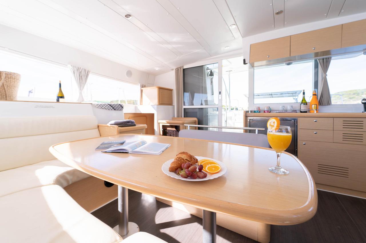 Lagoon 421 - 4 + 1 cab. - Patch Work, picture 15