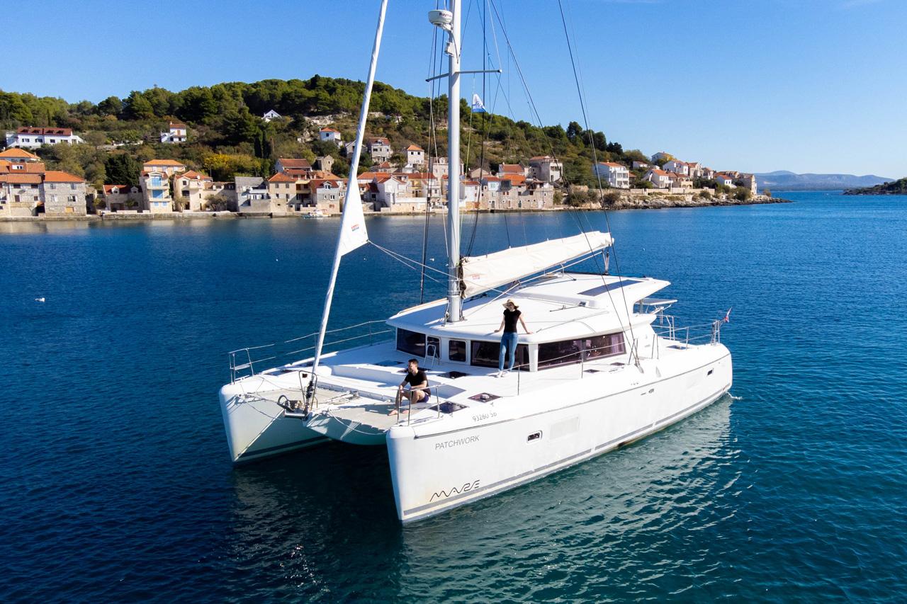 Lagoon 421 - 4 + 1 cab. - Patch Work, picture 3