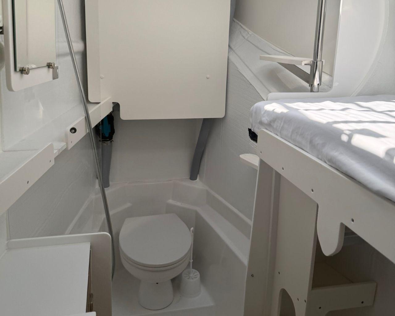 Bali 5.4 - 5 + 2 cab, picture 15