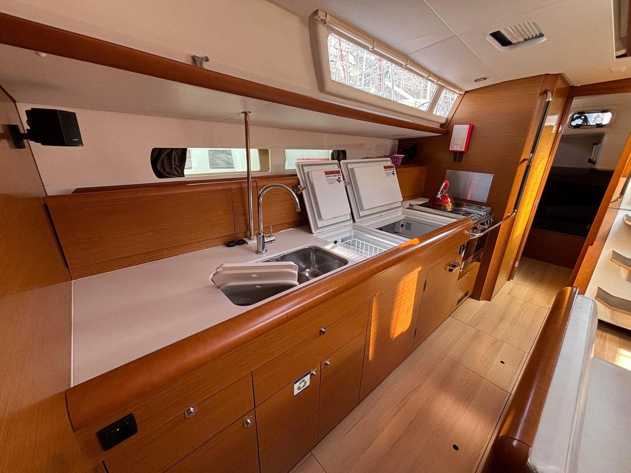 Sun Odyssey 479 - 4 cab., picture 7