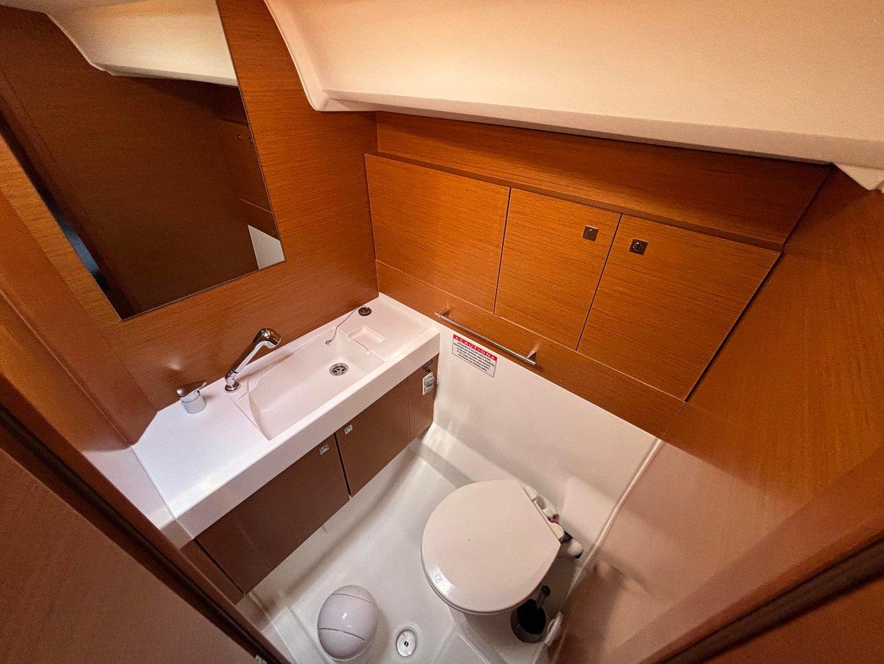 Sun Odyssey 479 - 4 cab., picture 17