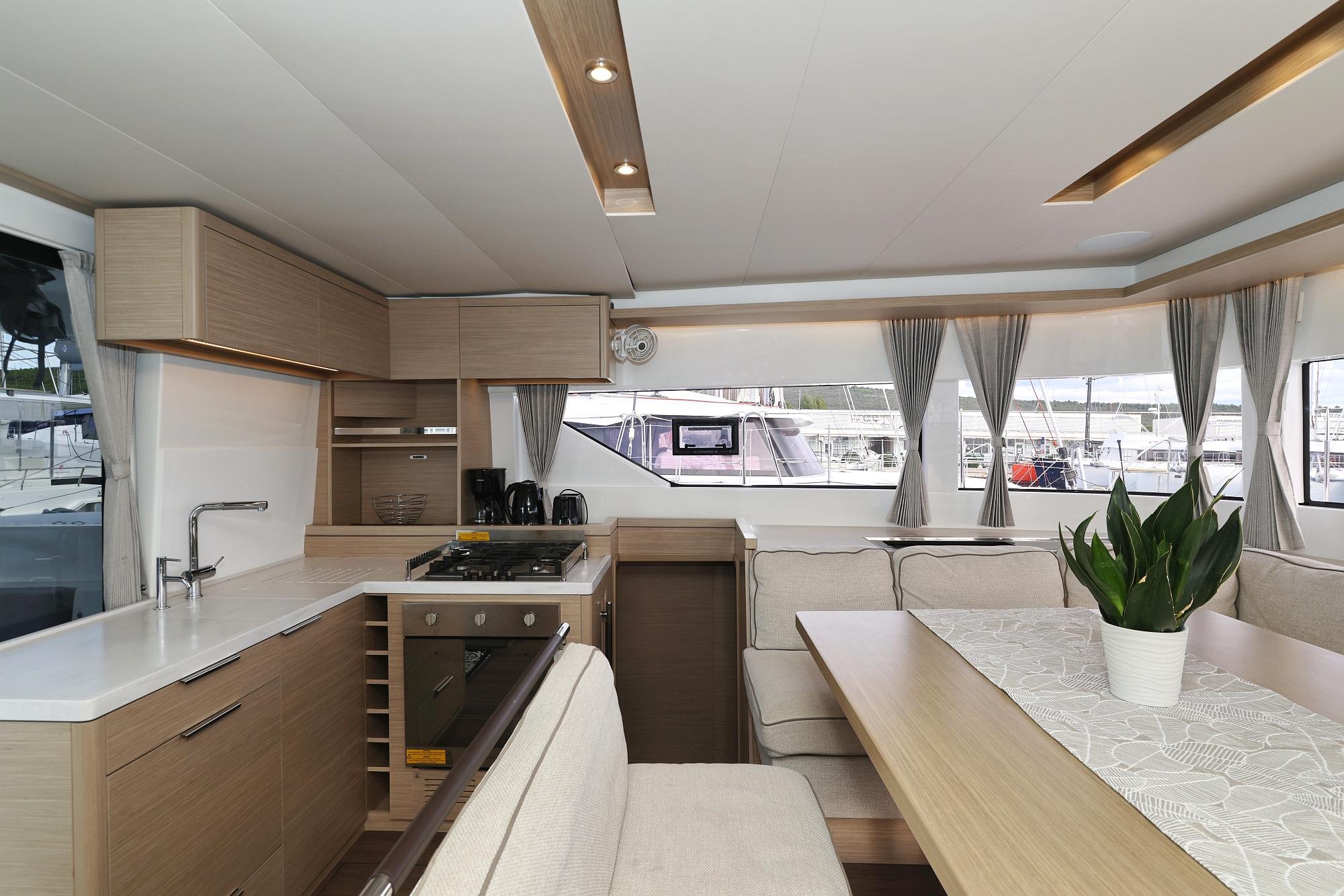 Lagoon 51 - 6 + 2 cab., picture 35