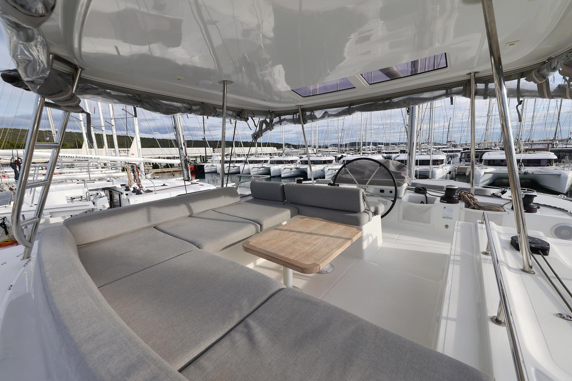 Lagoon 51 - 6 + 2 cab., picture 9