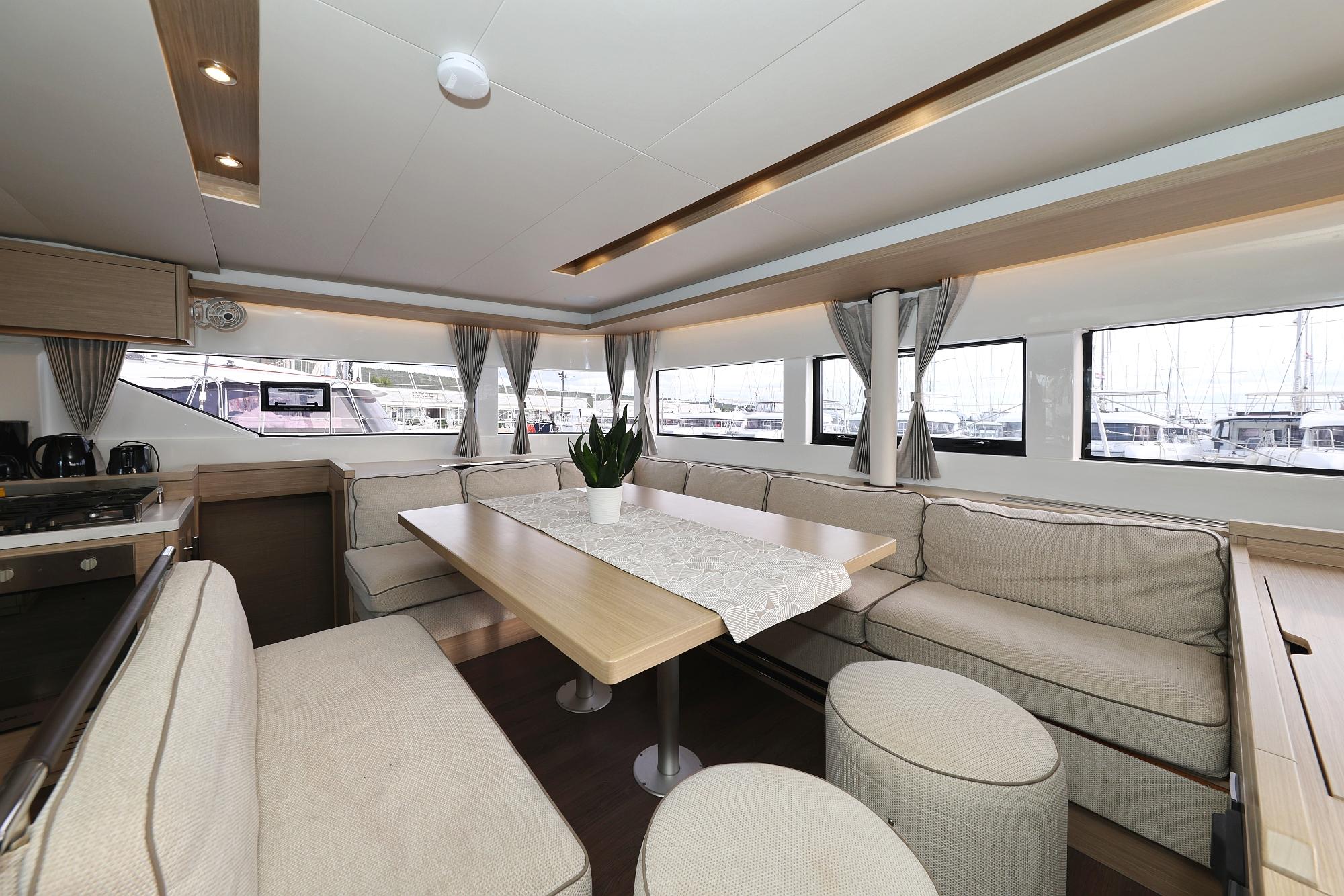 Lagoon 51 - 6 + 2 cab., picture 34