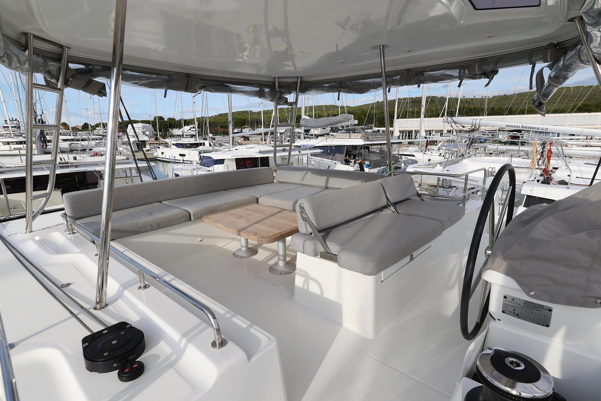 Lagoon 51 - 6 + 2 cab., picture 7