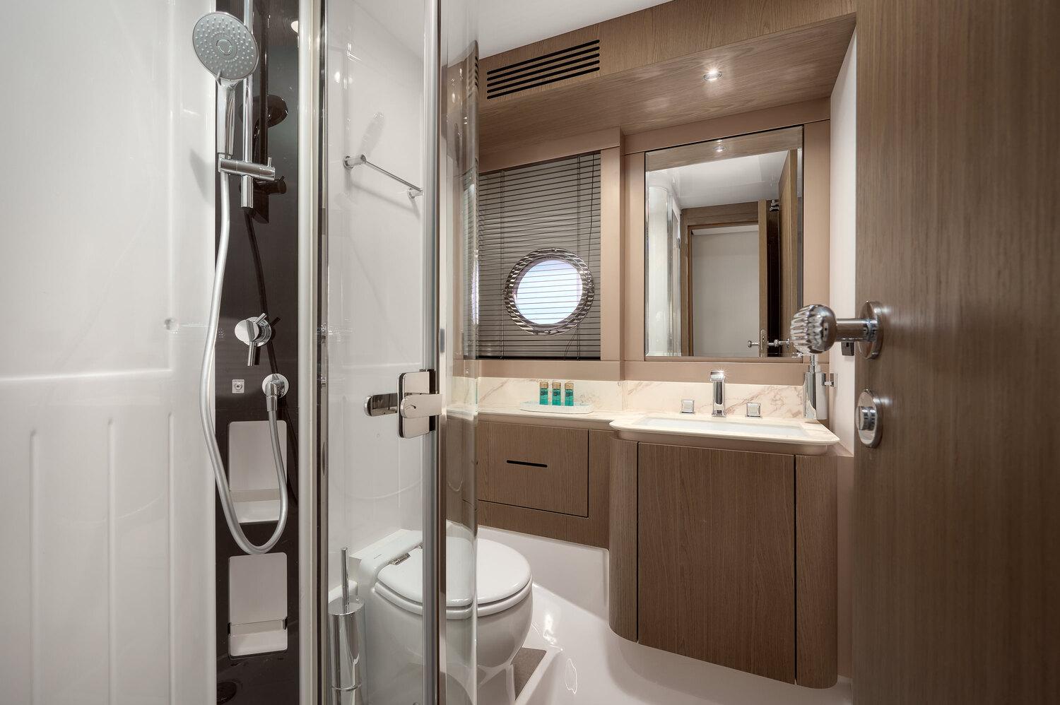 Azimut Magellano 66, picture 29