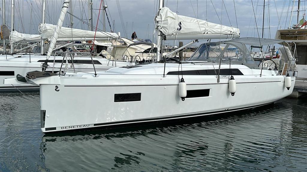 Oceanis 34.1 - 3 cab., picture 1
