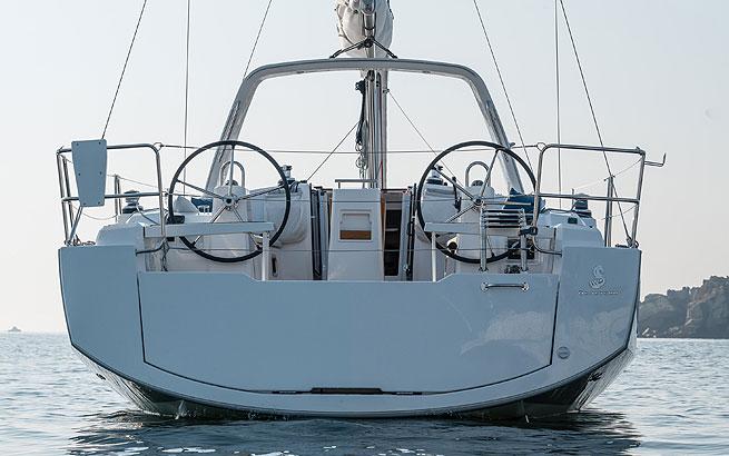 Oceanis 38 - 3 cab., picture 3
