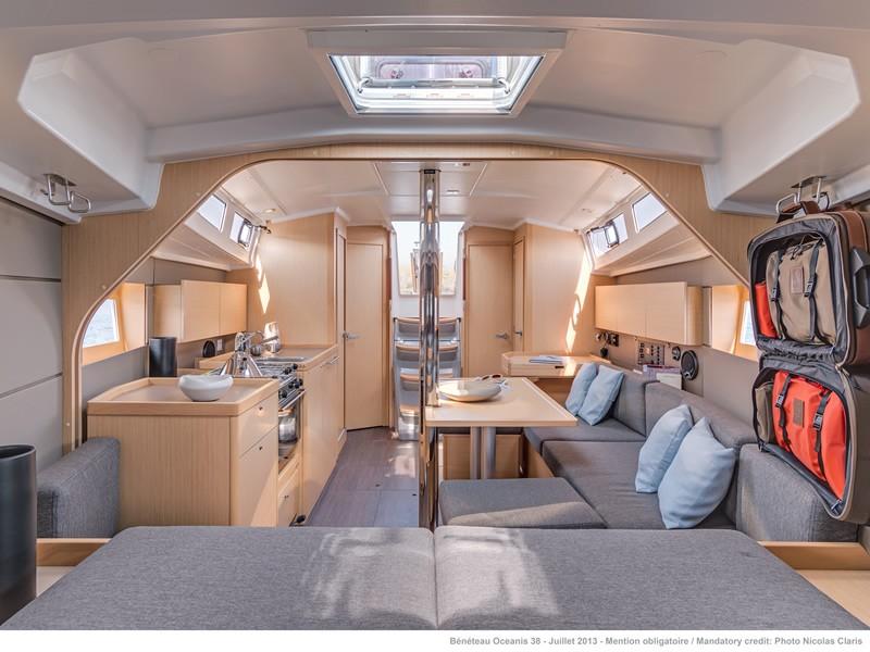 Oceanis 38 - 3 cab., picture 5