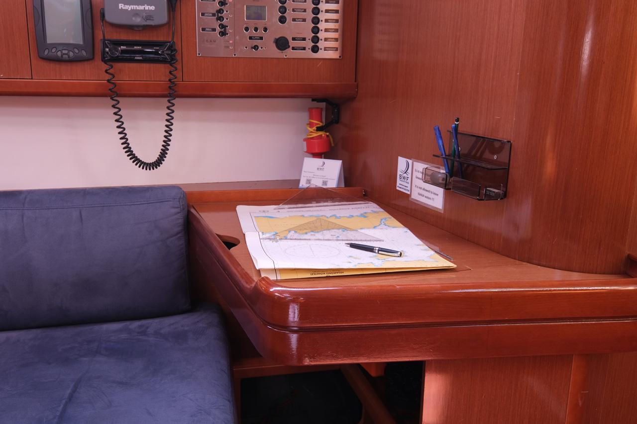 Oceanis 43 Family - 4 cab. - Sophia-Maria, picture 8