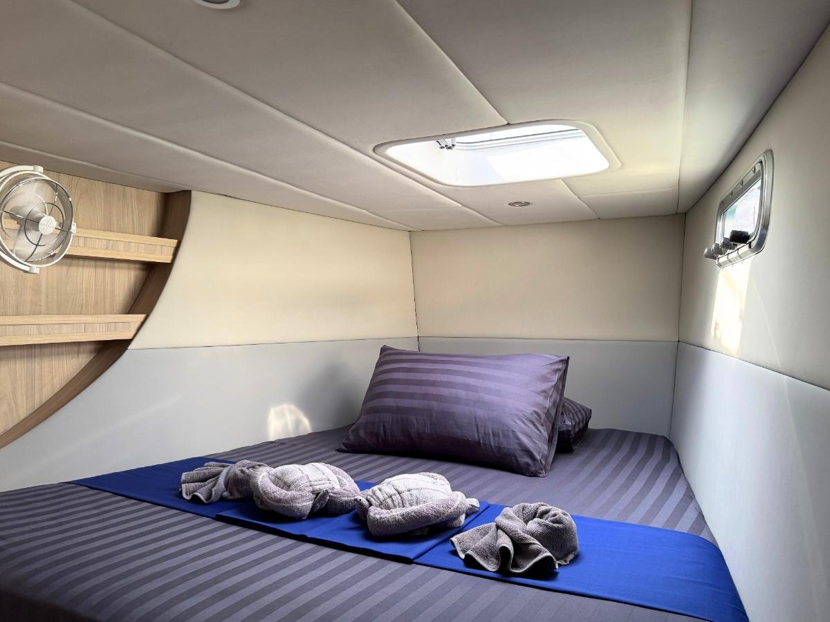 Island Spirit 410, picture 27