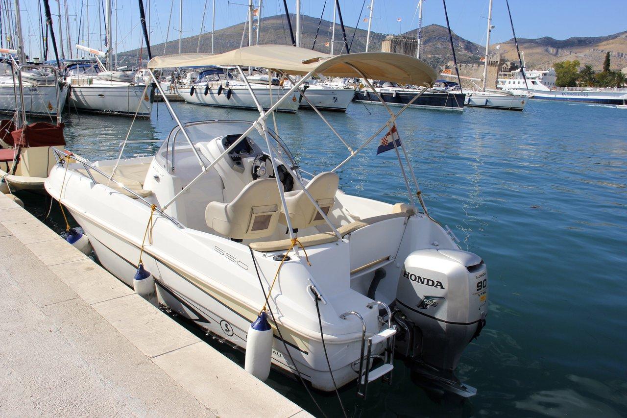 Beneteau 550 Flyer, picture 8