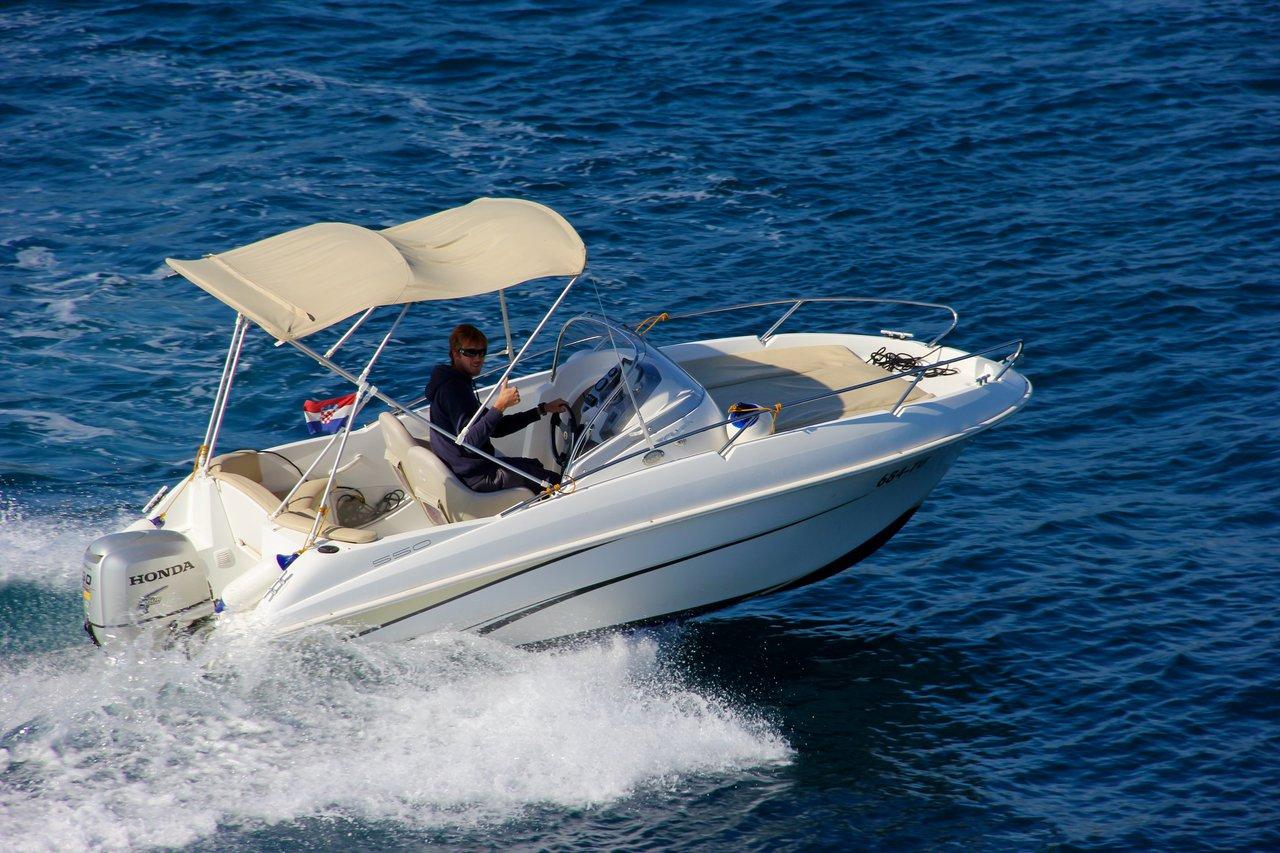 Beneteau 550 Flyer, picture 1