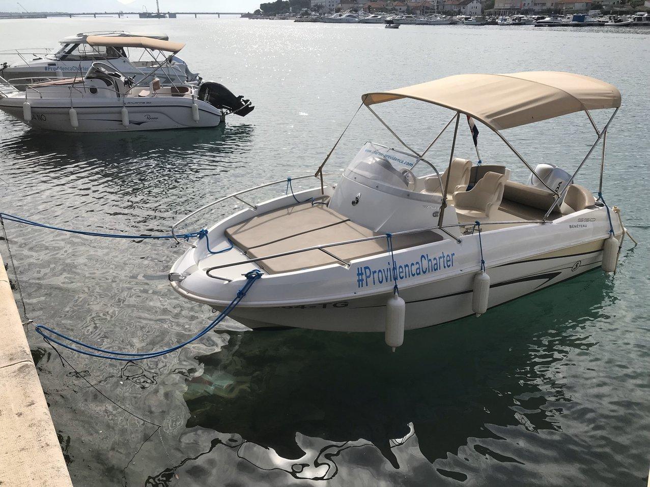 Beneteau 550 Flyer, picture 4