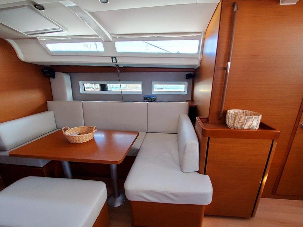 Sun Odyssey 440 - 4 cab., picture 8